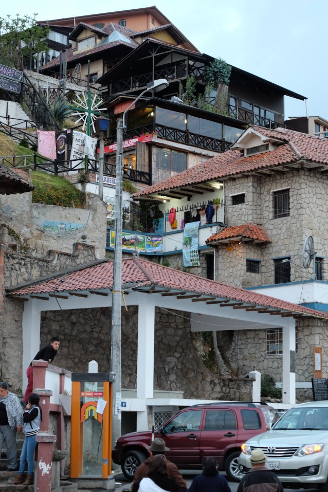Cuenca artisans at Turi viewpoint