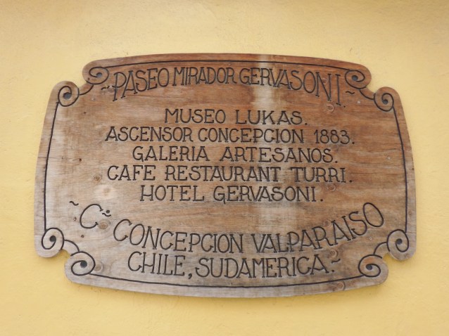Valpo plaque